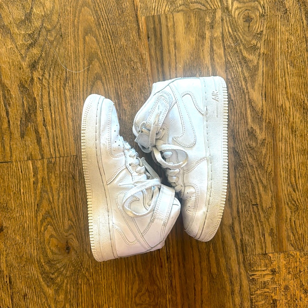 Nike Air Force 1s White Youth 3.5Y